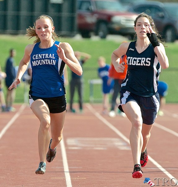 CM Track Teams Best Hollidaysburg – The Record Online