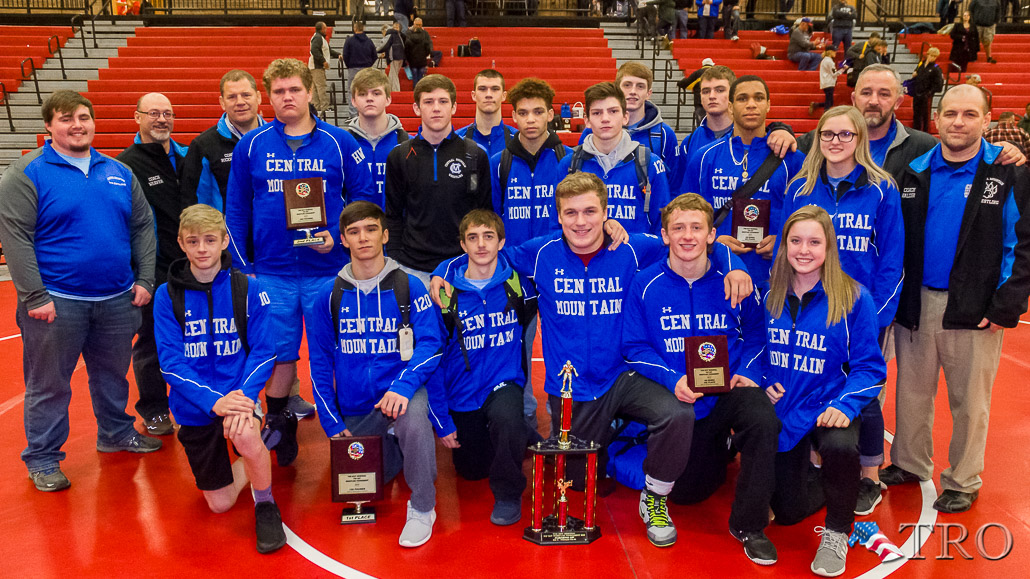 Wildcats Finish Second at Tom Best Memorial Top Hat Tournament The